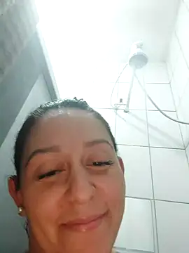 baixinhaloira online show from January 16, 2025, 2:09 am