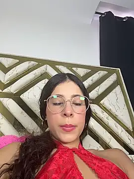 evaFiore online show from July 9, 2026, 8:08 pm