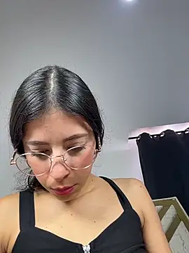 evaFiore online show from June 25, 2026, 6:46 pm