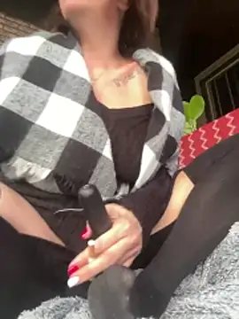 AlessasRoom online show from May 16, 2026, 10:36 am