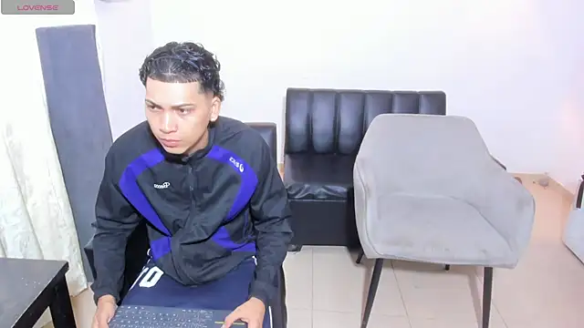 Br4ndxpimm online show from June 25, 2026, 2:22 pm