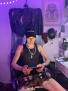 Trystan Spellman online show from June 8, 2026, 6:03 am