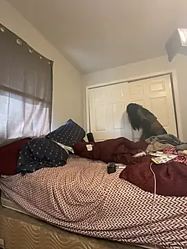 Yoshibaby2670 online show from February 26, 2025, 8:25 pm