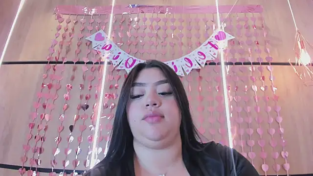 ashlyn parker online show from February 11, 2026, 8:09 pm