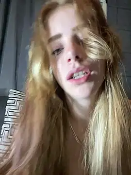 VioletxBlue online show from June 23, 2026, 10:08 pm