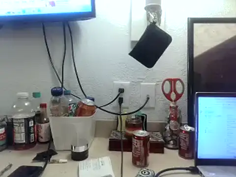 Snapshot of AQuickPhyx chatting on February 20, 2025, 5:01 am AQuickPhyx online show from February 20, 2025, 5:01 am