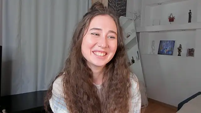 Snapshot of ElvaDrye chatting on January 21, 2025, 11:45 pm ElvaDrye online show from January 21, 2025, 11:45 pm