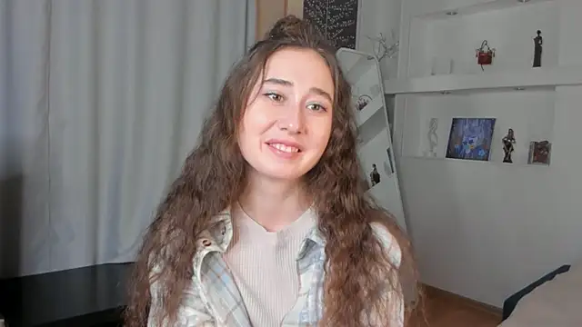 Snapshot of ElvaDrye chatting on January 21, 2025, 8:43 pm ElvaDrye online show from January 21, 2025, 8:43 pm