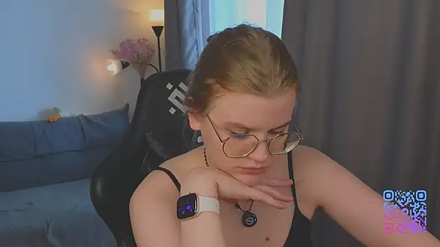  JessieVibes online show from June 21, 2026, 2:12 pm