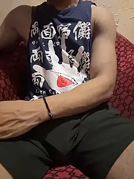hot hunk boy online show from July 13, 2026, 7:18 am