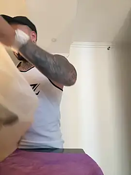 dereckgreen online show from June 11, 2026, 6:16 pm