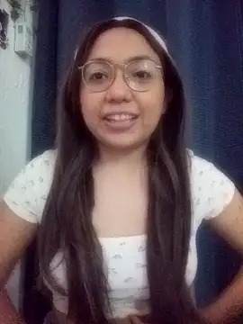 criscrispdv online show from April 21, 2026, 1:42 am