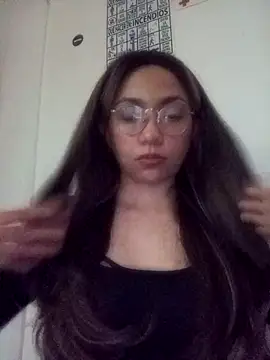 criscrispdv online show from March 22, 2026, 12:47 am