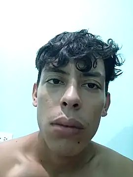 Snapshot of Maicol_Garcia chatting on October 15, 2025, 2:10 am Maicol Garcia online show from October 15, 2025, 2:10 am