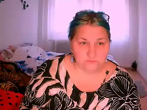 Marryllunax online show from January 18, 2026, 2:20 pm