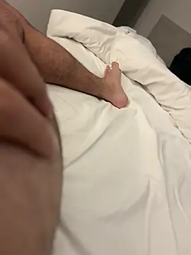 yannusgir33 online show from March 4, 2026, 9:44 pm