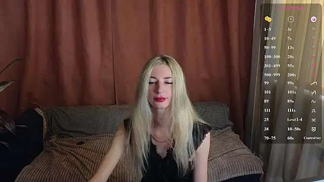 Snapshot of skinnyladyy chatting on June 18, 2026, 2:43 am skinnyladyy online show from June 18, 2026, 2:43 am