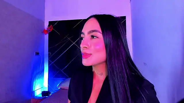 Estefy gomez09 online show from June 1, 2026, 1:11 pm