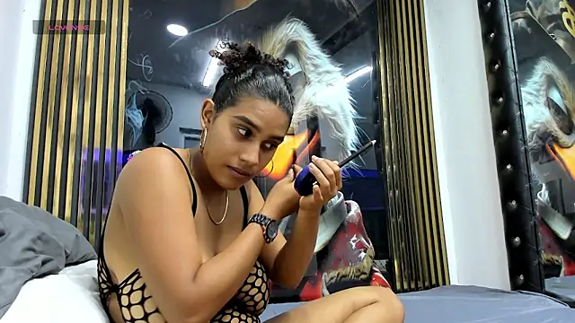 michell78sexy online show from June 11, 2026, 4:53 am