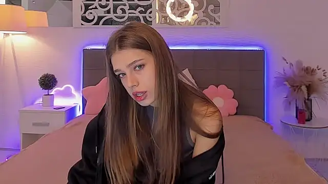 melissacrayzy online show from April 22, 2026, 5:25 am