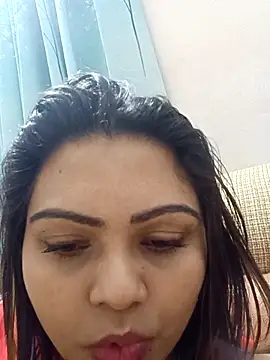 Snapshot of blue-berry07 chatting on December 15, 2025, 10:15 pm blue-berry07 online show from December 15, 2025, 10:15 pm