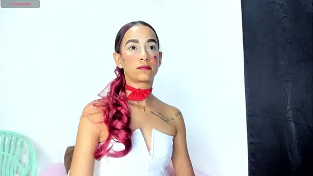 Olivia Stevens online show from June 18, 2026, 8:14 pm