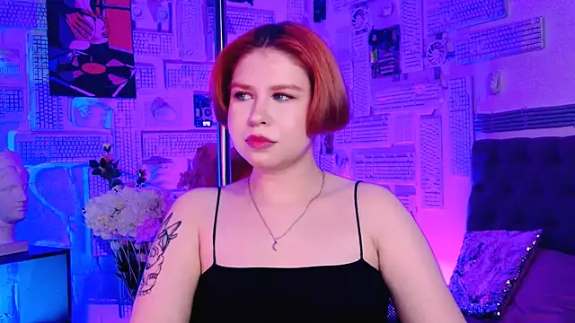 MitsukiMun online show from March 9, 2025, 10:30 pm