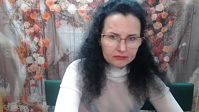 Miroslava Happi online show from May 30, 2026, 6:42 am