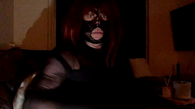 Bleueyez007 online show from May 13, 2026, 10:06 pm