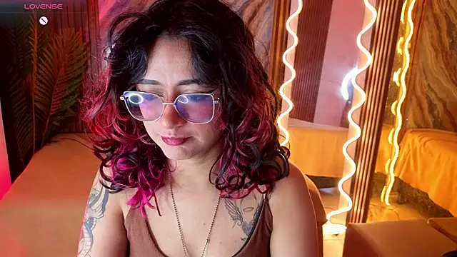 kristen tay online show from June 15, 2026, 2:45 am