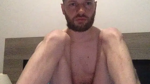 YourDreeamxh online show from March 9, 2025, 8:31 pm