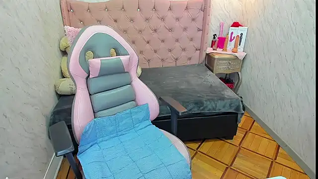 Snapshot of Lianngrace chatting on June 13, 2026, 12:03 pm Lianngrace online show from June 13, 2026, 12:03 pm