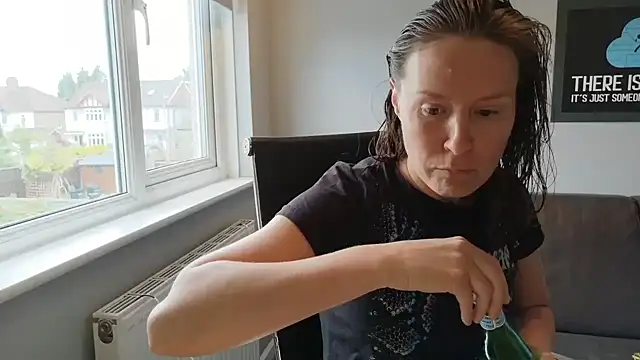 eatmypie69 online show from June 10, 2026, 1:23 pm