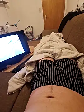 DerechteJunge online show from April 17, 2026, 10:56 pm