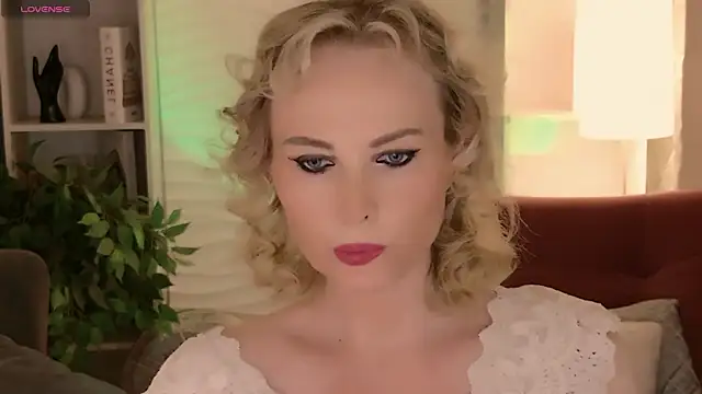 Sandra Kind online show from June 27, 2026, 5:24 am