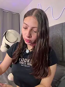 Dirty-Bunnyyy online show from June 7, 2026, 3:12 am