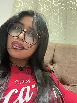 virginbrunette99 online show from June 19, 2026, 7:03 am