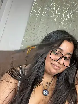virginbrunette99 online show from June 29, 2026, 7:26 am