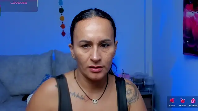 Sara Charmy online show from May 4, 2026, 11:02 am