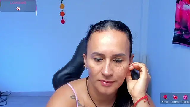 Sara Charmy online show from May 18, 2026, 11:15 am