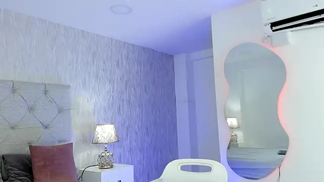 Maria Angel01  online show from March 7, 2025, 6:13 am