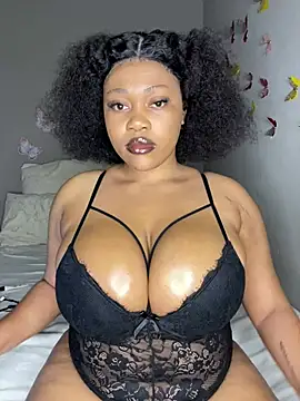Snapshot of CuteSexyBoobz chatting on May 12, 2026, 8:37 pm CuteSexyBoobz online show from May 12, 2026, 8:37 pm
