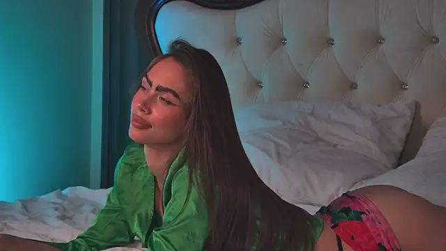 Amanda River online show from June 22, 2026, 8:50 pm