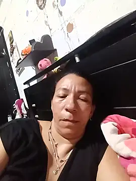 Snapshot of Antonela45 chatting on June 24, 2026, 1:26 am Antonela45 online show from June 24, 2026, 1:26 am
