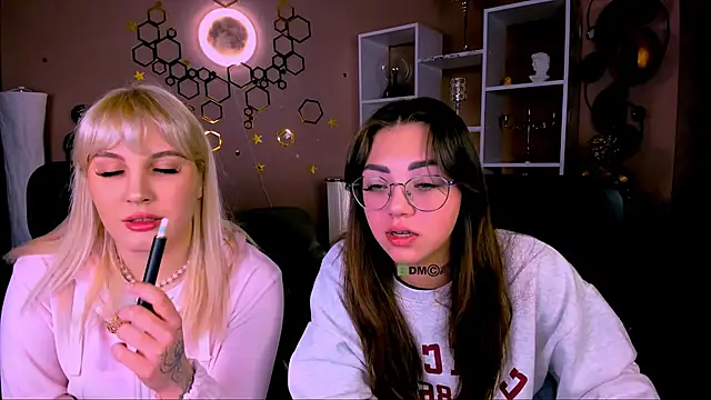 kiki swan online show from February 6, 2026, 7:04 am