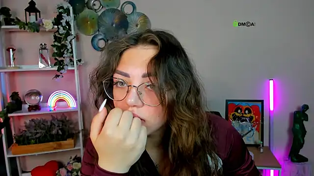 kiki swan online show from April 29, 2026, 5:55 am