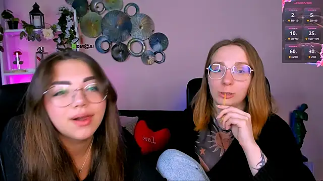 kiki swan online show from April 24, 2026, 12:34 am