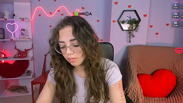 kiki swan online show from April 28, 2026, 5:56 am