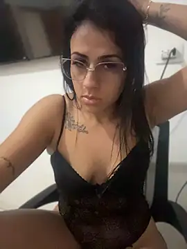 jheicylli online show from June 20, 2026, 2:00 pm