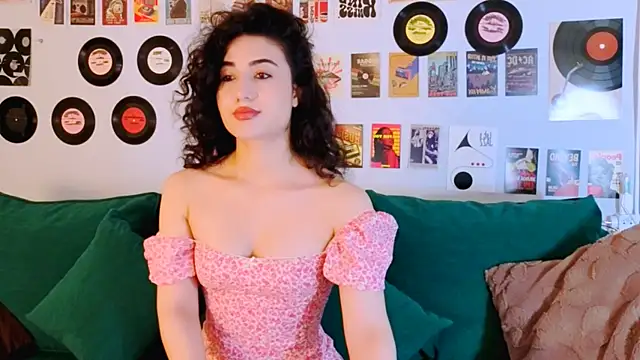Maya Rogerss online show from June 9, 2026, 2:51 pm